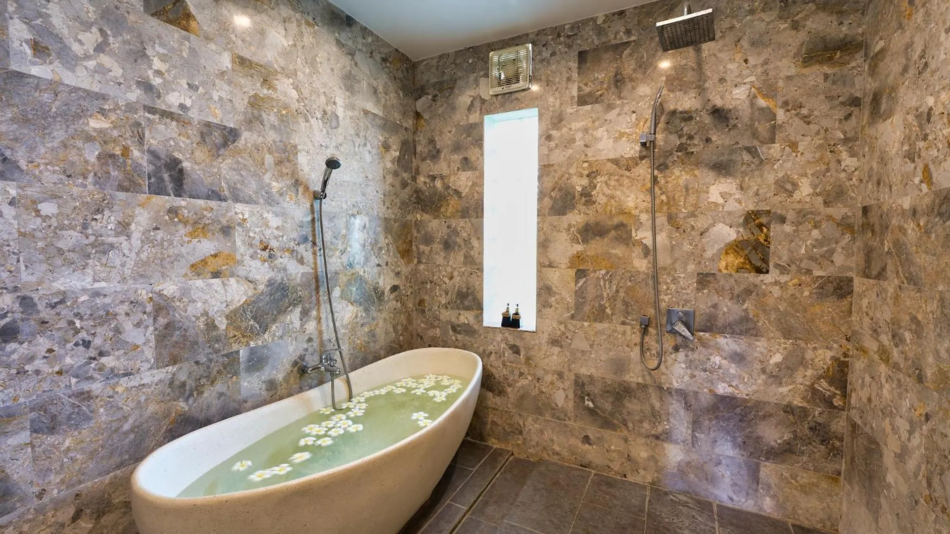 The Muse House Bed and Breakfast Hoi An 0*,  Vietnam